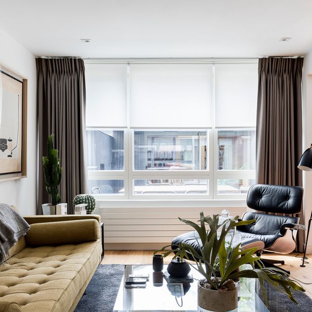George Clark_Acacia Ice_motorized_Roller blinds_with_Bardot Grey_curtains