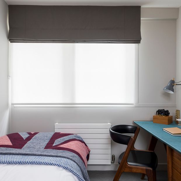 George Clarke Tetbury Charcoal Roman blind and Acacia Ice Roller blind