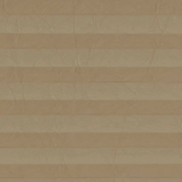 rich brown coloured swatch of crush caramel