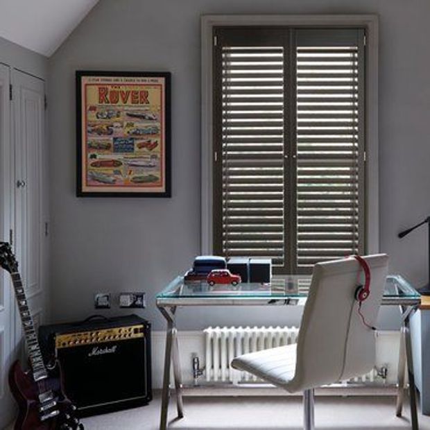 Roomset---rustic-grey-shutter