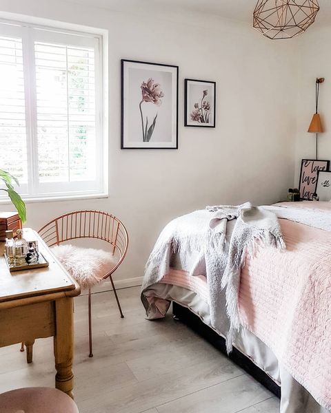 white shutters with strings  in a bedroom 