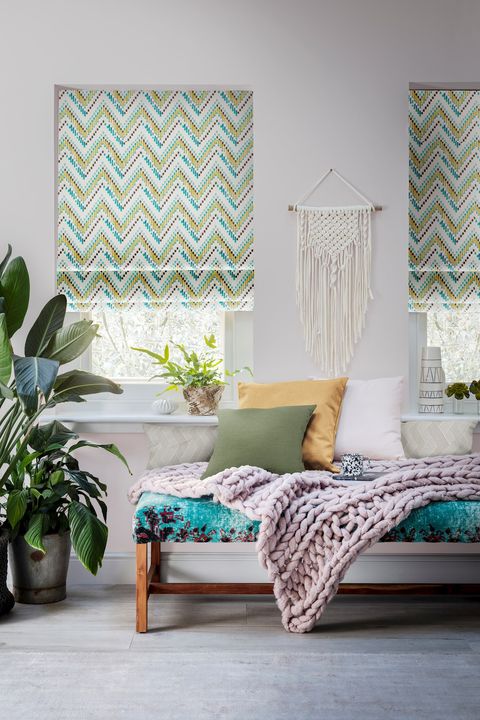 Holi aquarelle striped multi-coloured blinds in cosy living room